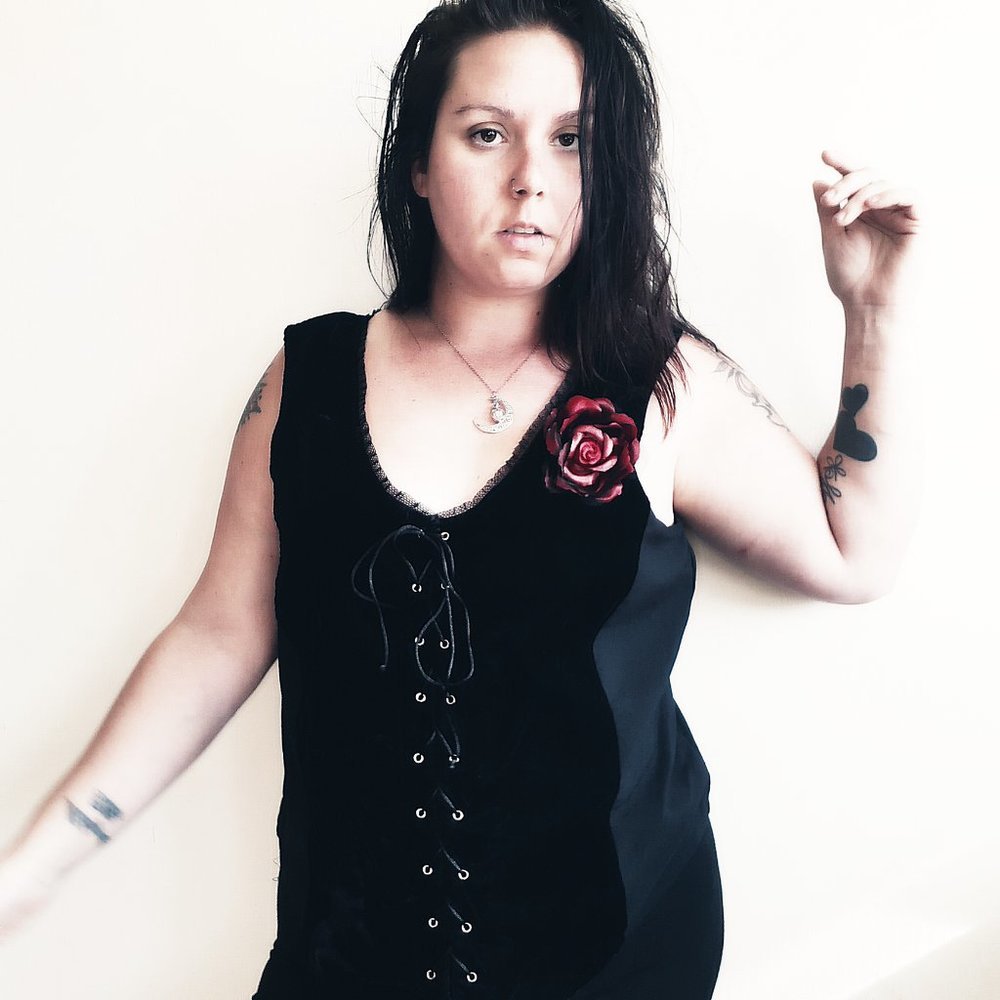 Torrid black crushed velvet lace up corset sleeveless mesh floral brooch tanktop